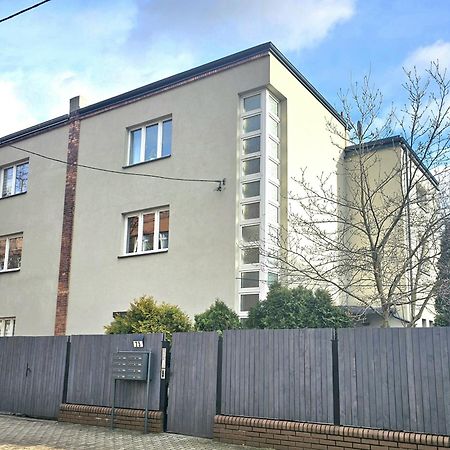 Urabn Apartments Studio With Garden No 2A Chorzow Katowice Free Private Parking, Self Check-In מראה חיצוני תמונה